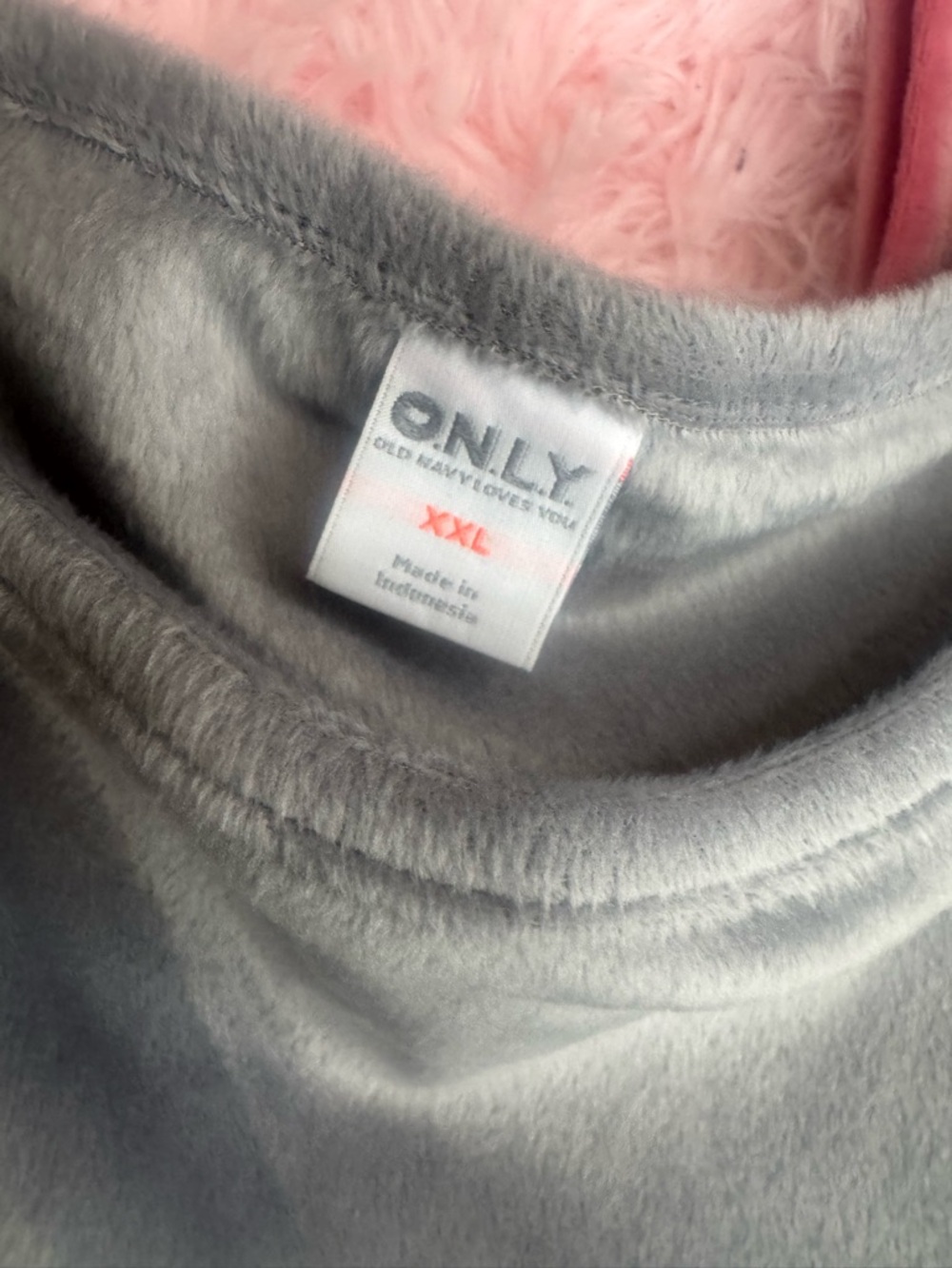 Old Navy Velvet Tank Tops - Gray and Pink NWT - Picture 5 of 6
